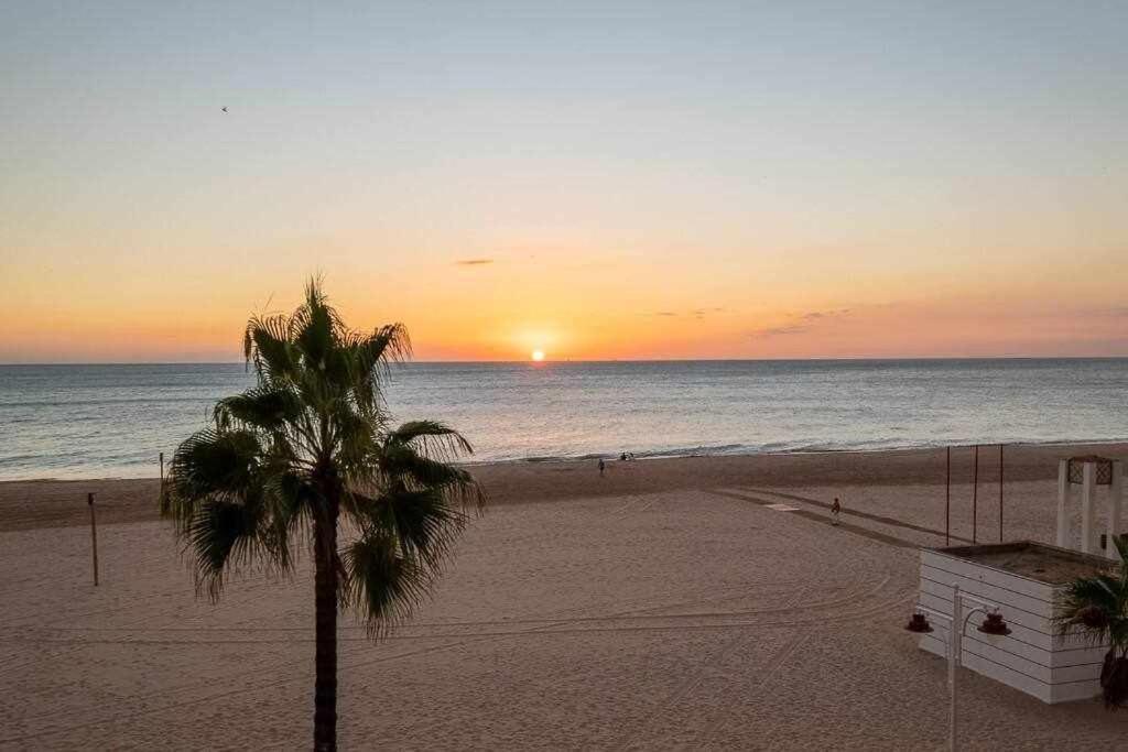 Preciado Apartamento Con Vistas Frontales Al Mar Cádiz Buitenkant foto